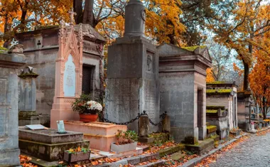 Jakie zasady obowiązują na cmentarzach komunalnych w Wadowicach? Sprawdzamy regulamin i przepisy