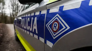 Mandaty na kwotę 10 tys. złotych za niezatrzymanie się do kontroli i jazdę bez tablic rejestracyjnych - Aktualności Policja Małopolska
