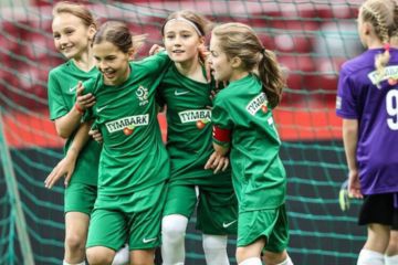 Z podwórka na Stadion Narodowy o Puchar Tymbarku przez… Wadowice!