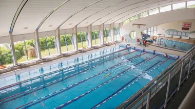 W święta w Wadowicach zamiast moknąć można wskoczyć do basenu