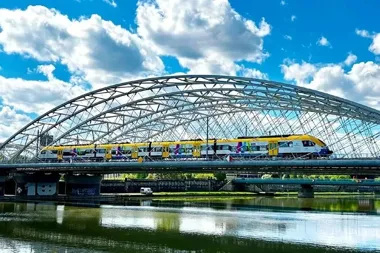 Złotówka za bilet i tańszy weekend. Małopolska stawia na rodzinne podróże