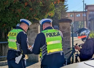 Kaski dla dzieci i 13 nieprawidłowości. Policja podsumowała akcję w Wadowicach