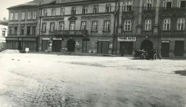 Wadowice odsłaniają wojenne ślady - spacer przez pamięć miasta